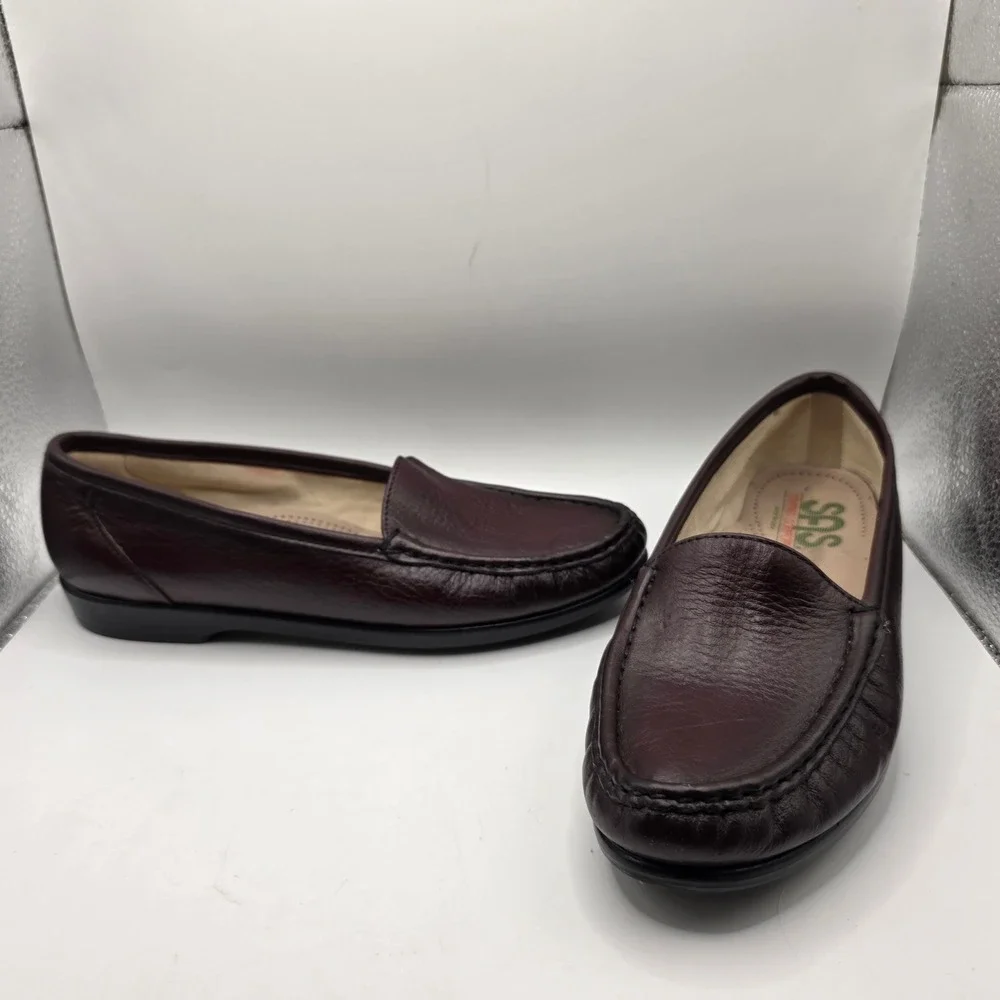 SAS Womens Tripad Comfort Burgundy Leather Loafers Slip On Shoes Made in USA 8 M